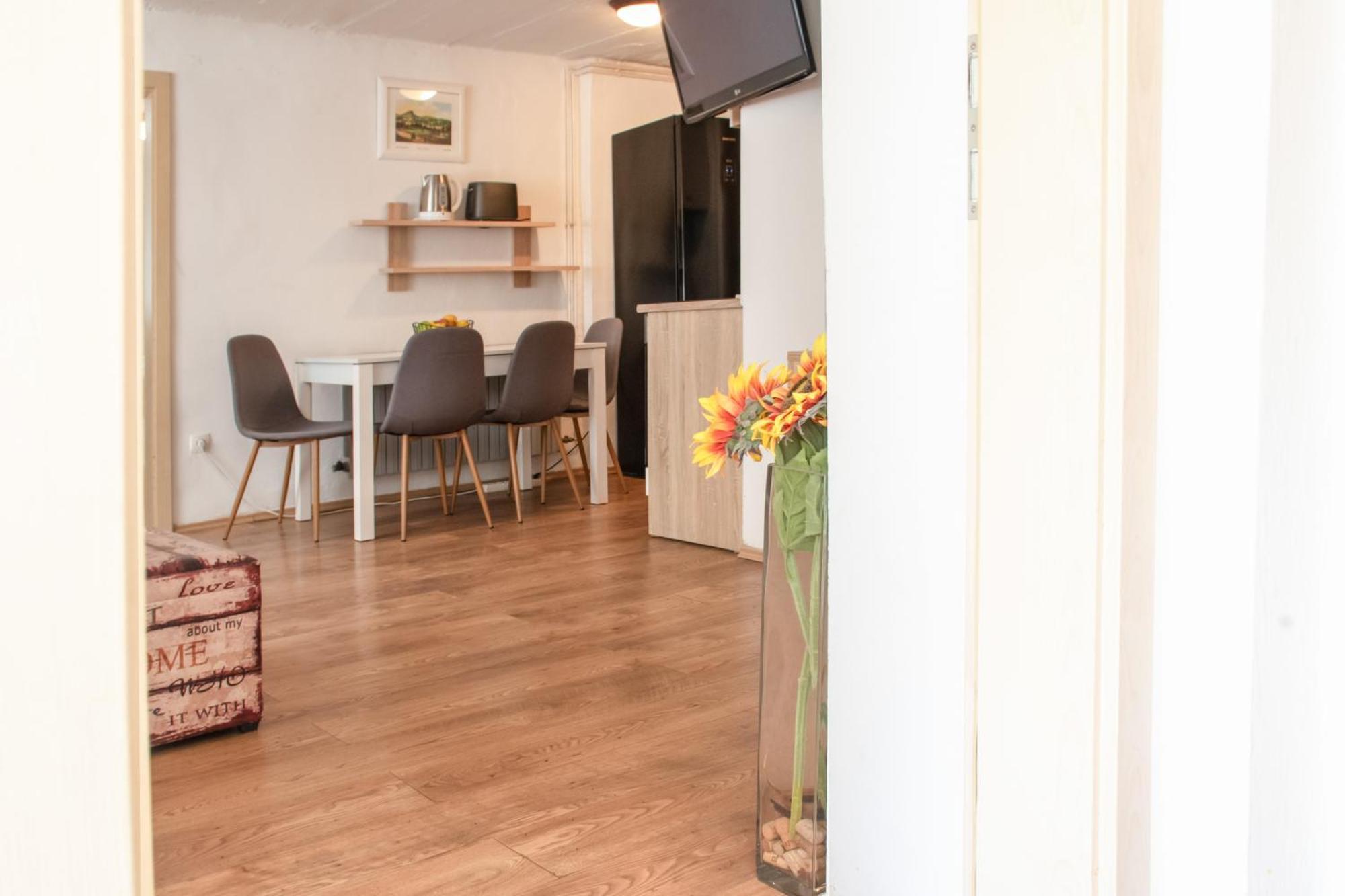 Twin-Magnolias Condo With Garden, Parking & Ev Station Zagreb Dış mekan fotoğraf